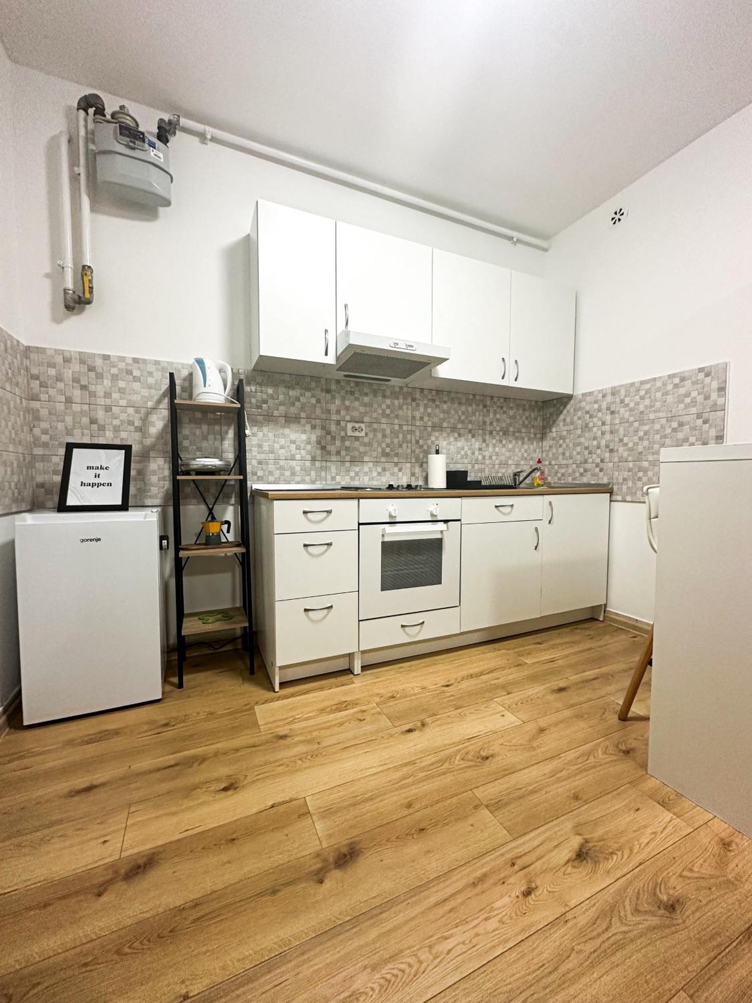 Apartamento Studio Lana-Near The City Center With Parking Zagreb Exterior foto