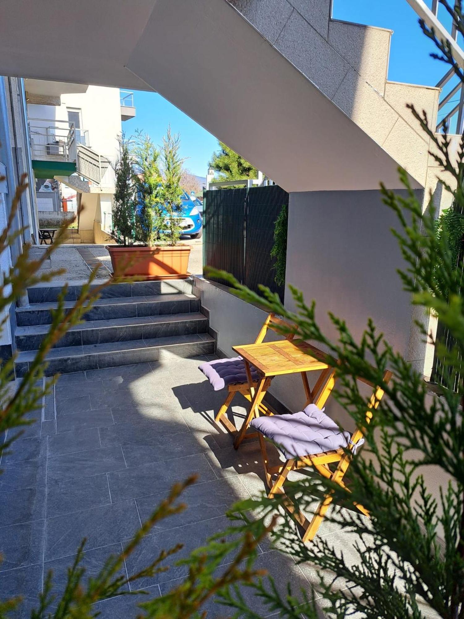 Apartamento Studio Lana-Near The City Center With Parking Zagreb Exterior foto
